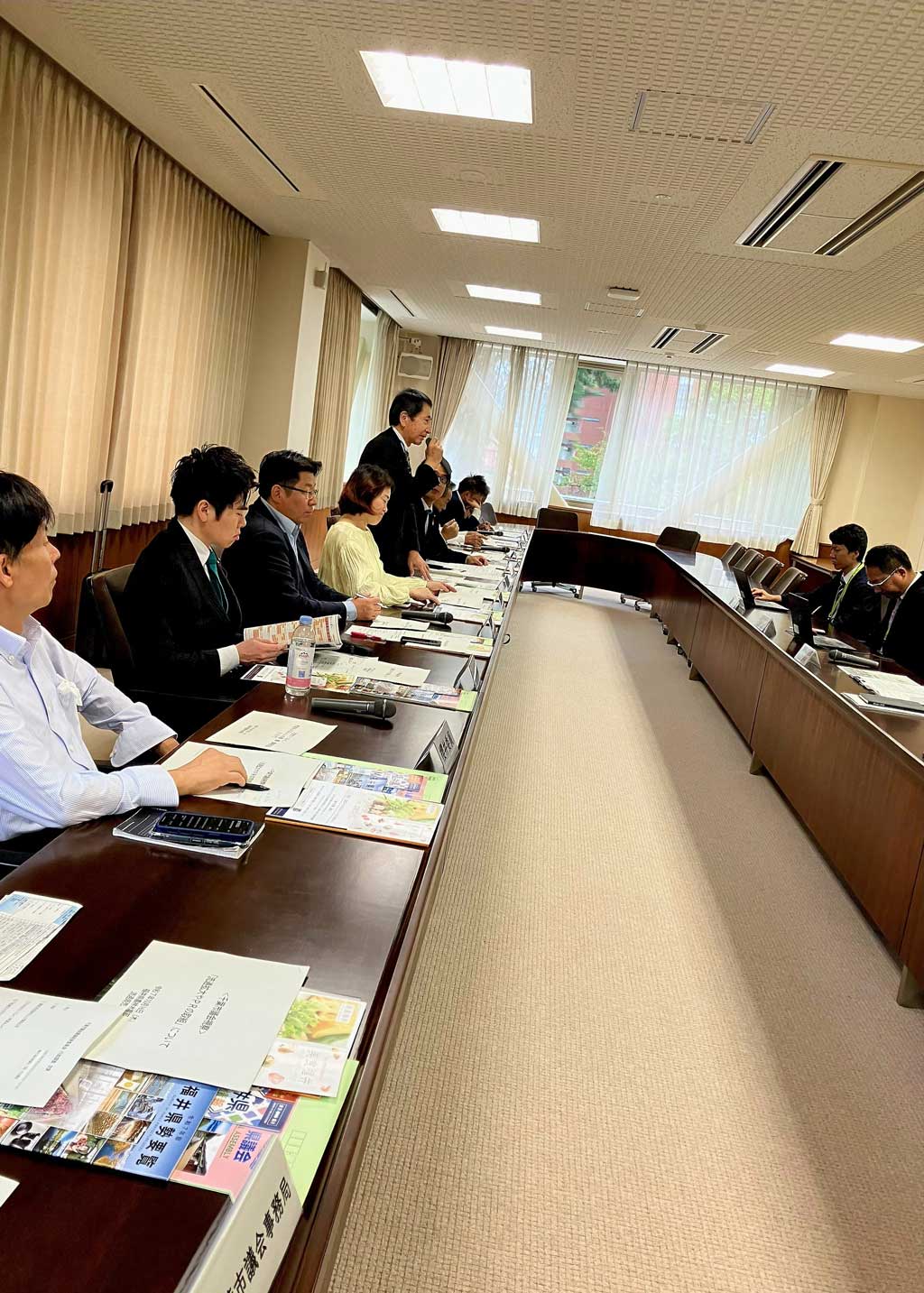 環境経済委員会行政視察：２日目・午前