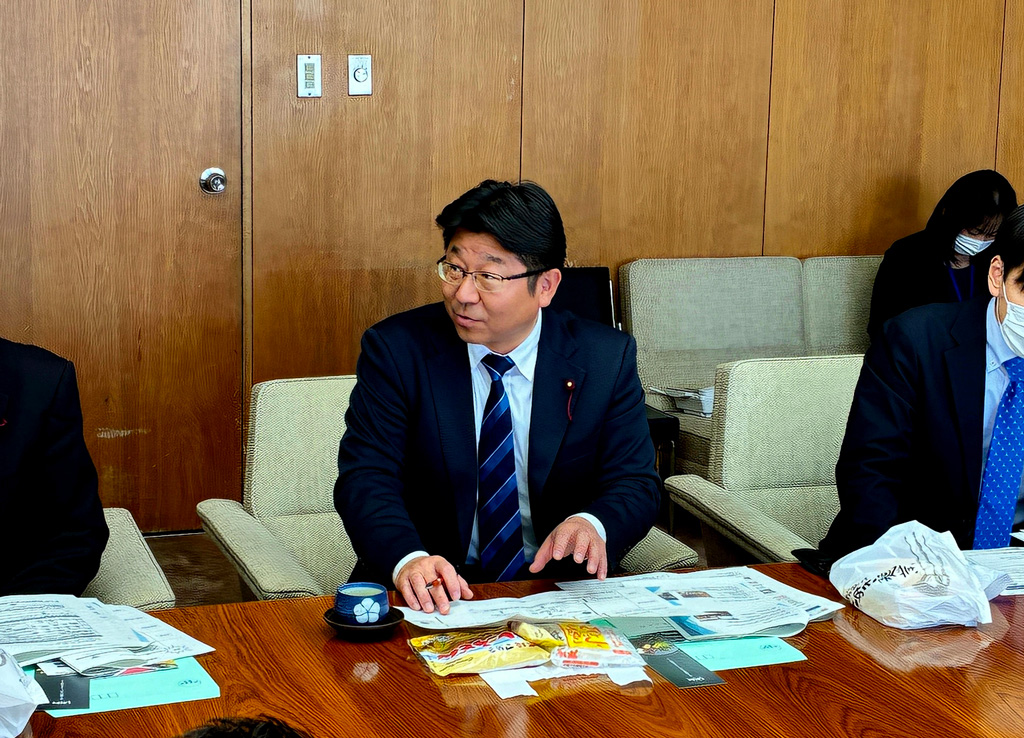 議会運営委員会行政視察：１日目